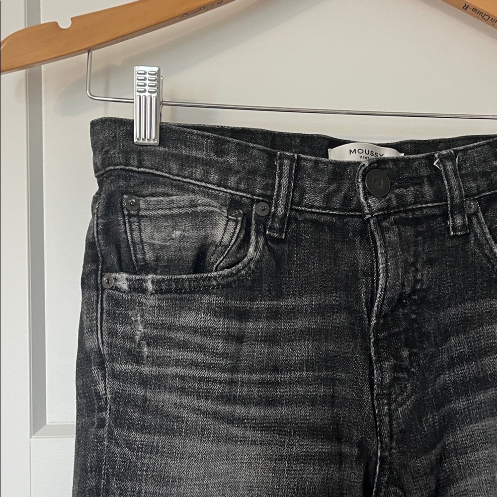 Moussy Dark Wash Boyfriend Jeans - Picture 3 of 10